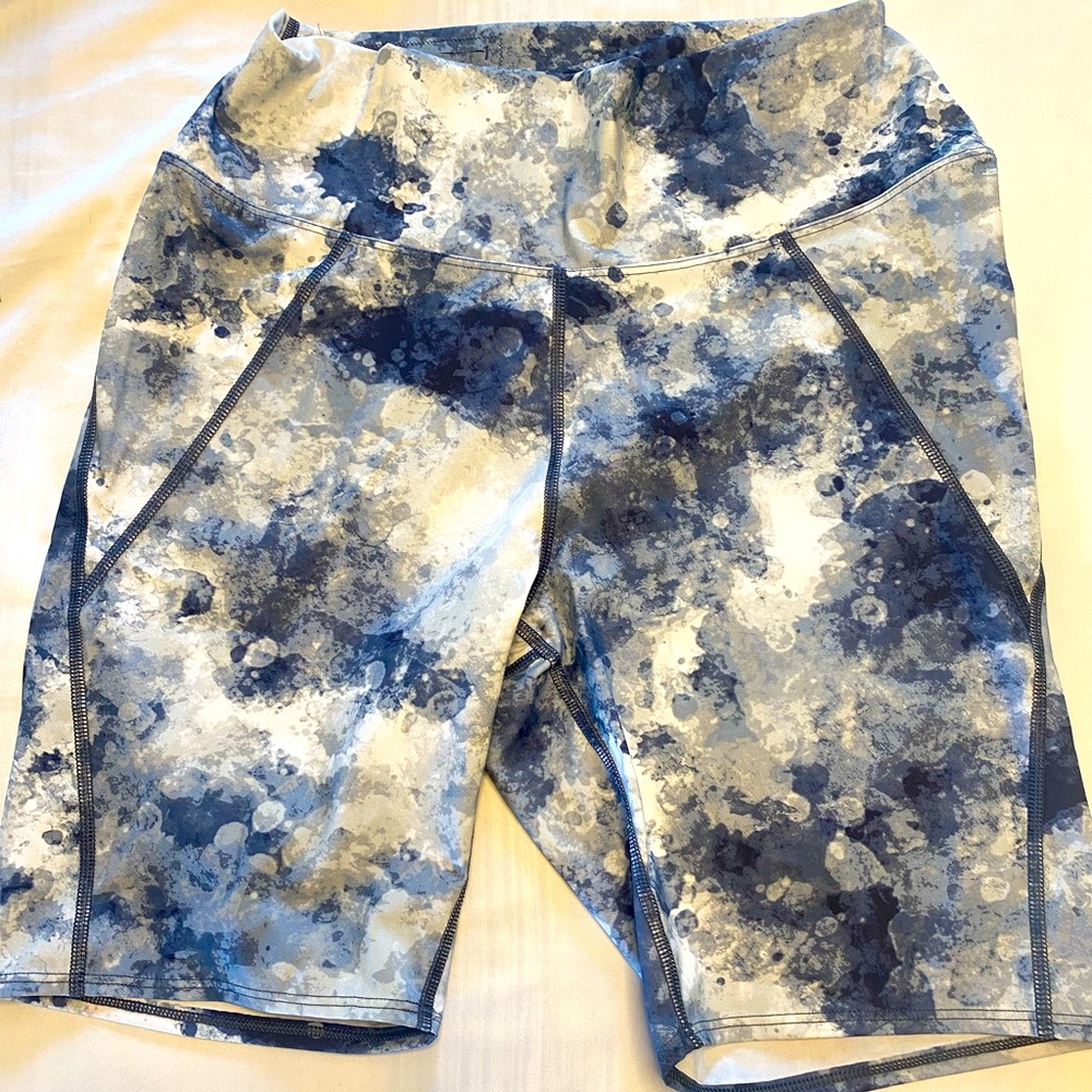 SOMA WKND large bike shorts blue cloud tie dye